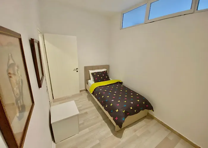 Central Flat 公寓 *